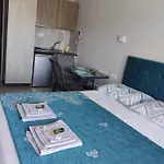 Mei's Luxury 公寓 斯塔夫罗斯
